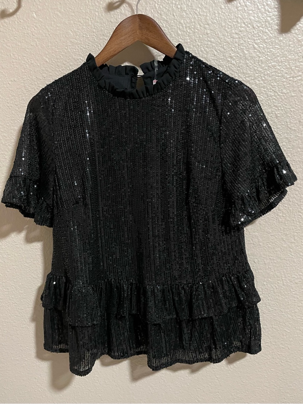 ANDREE BY UNIT Black Sequin Ruffle Trim Short Sleeve Top NEW